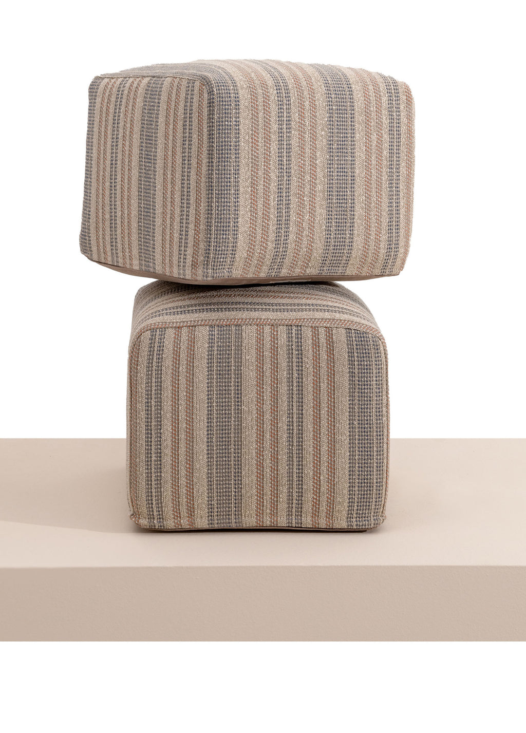Pouf 03